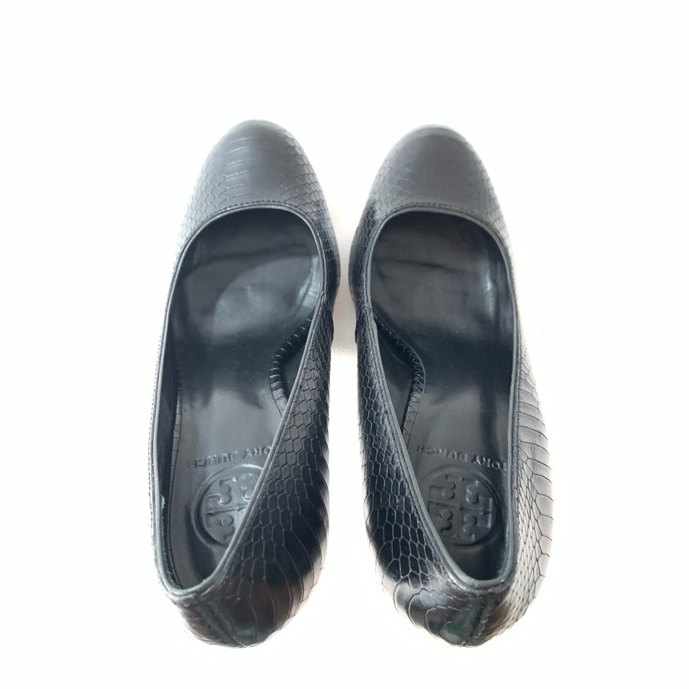 Tory Burch Black Leather Python Snake Heels Pump 7 - image 7